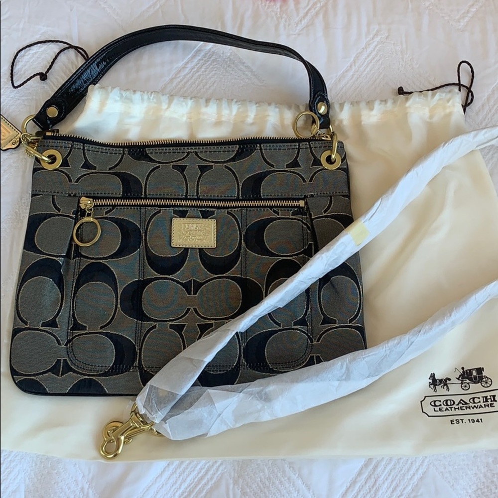 NWOT Classic C Pattern Coach Bag